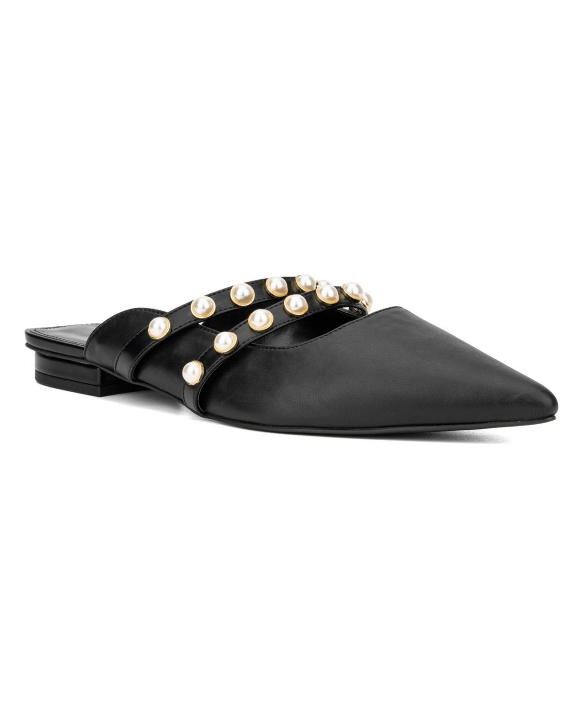 Womens Adriana Flats Product Image