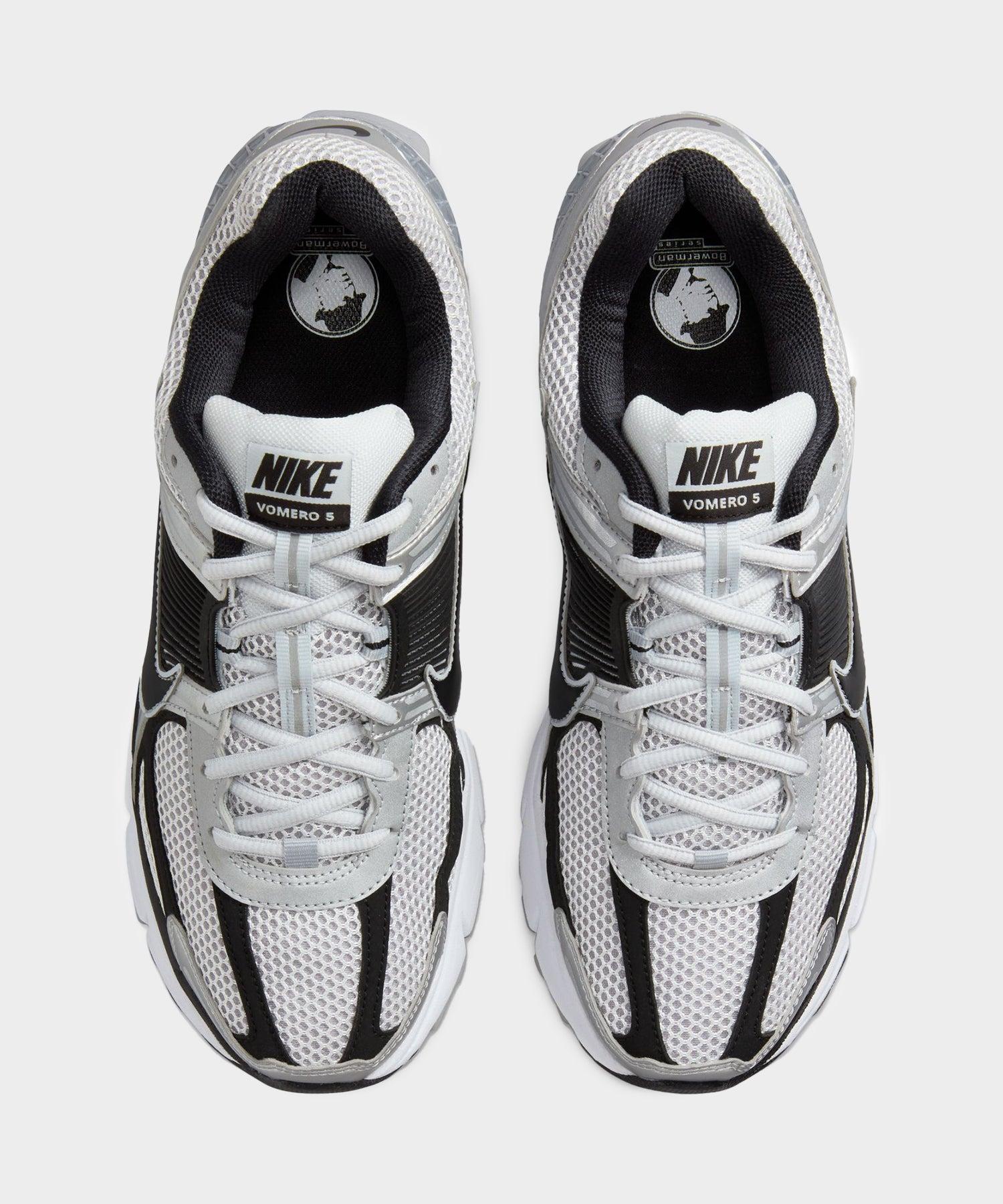 Nike Zoom Vomero in Metallic Silver / Pure Platinum Product Image