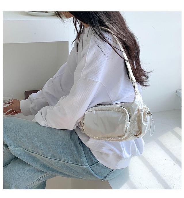 Plain Drawstring Shoulder Bag Product Image