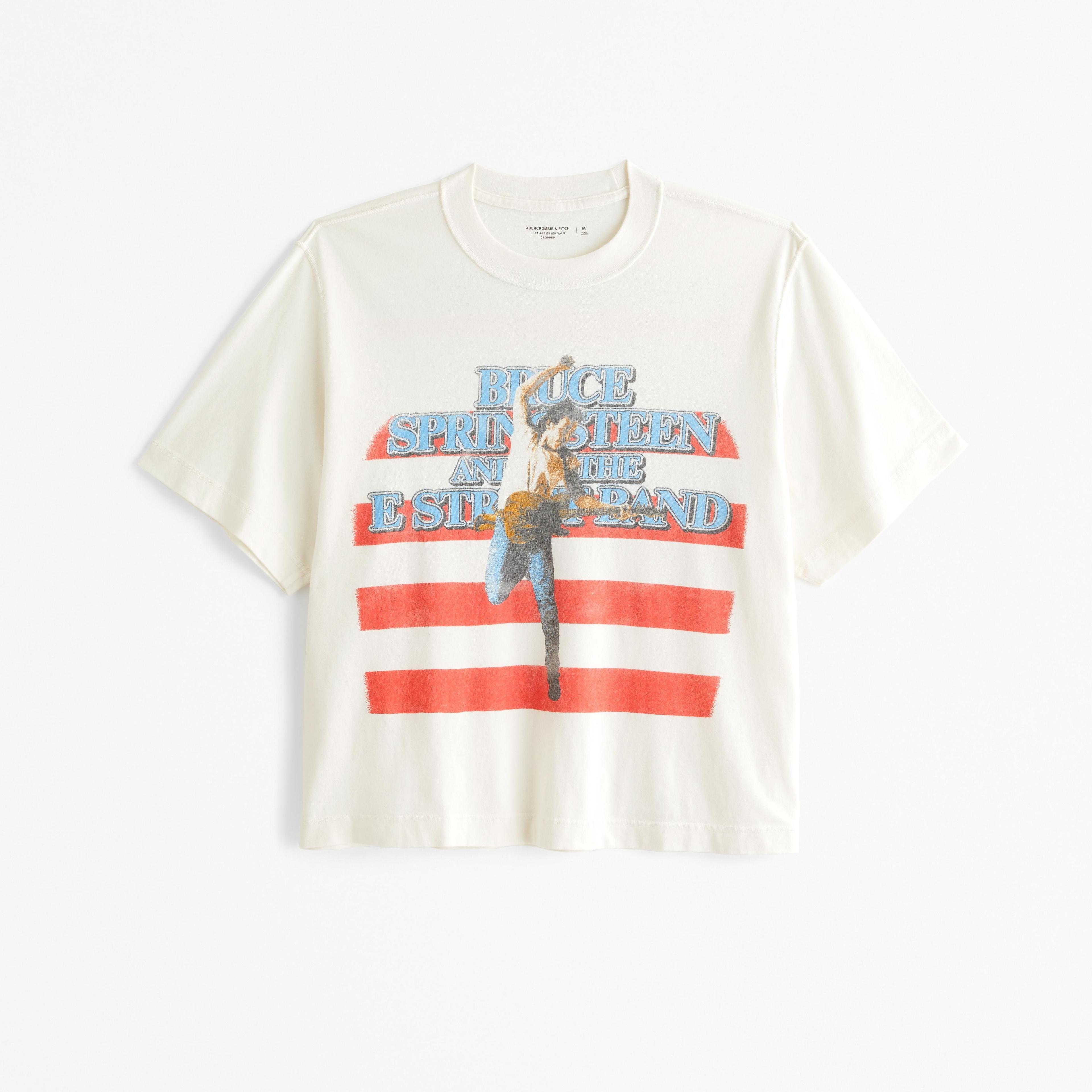 Cropped Oasis Graphic Tee Product Image