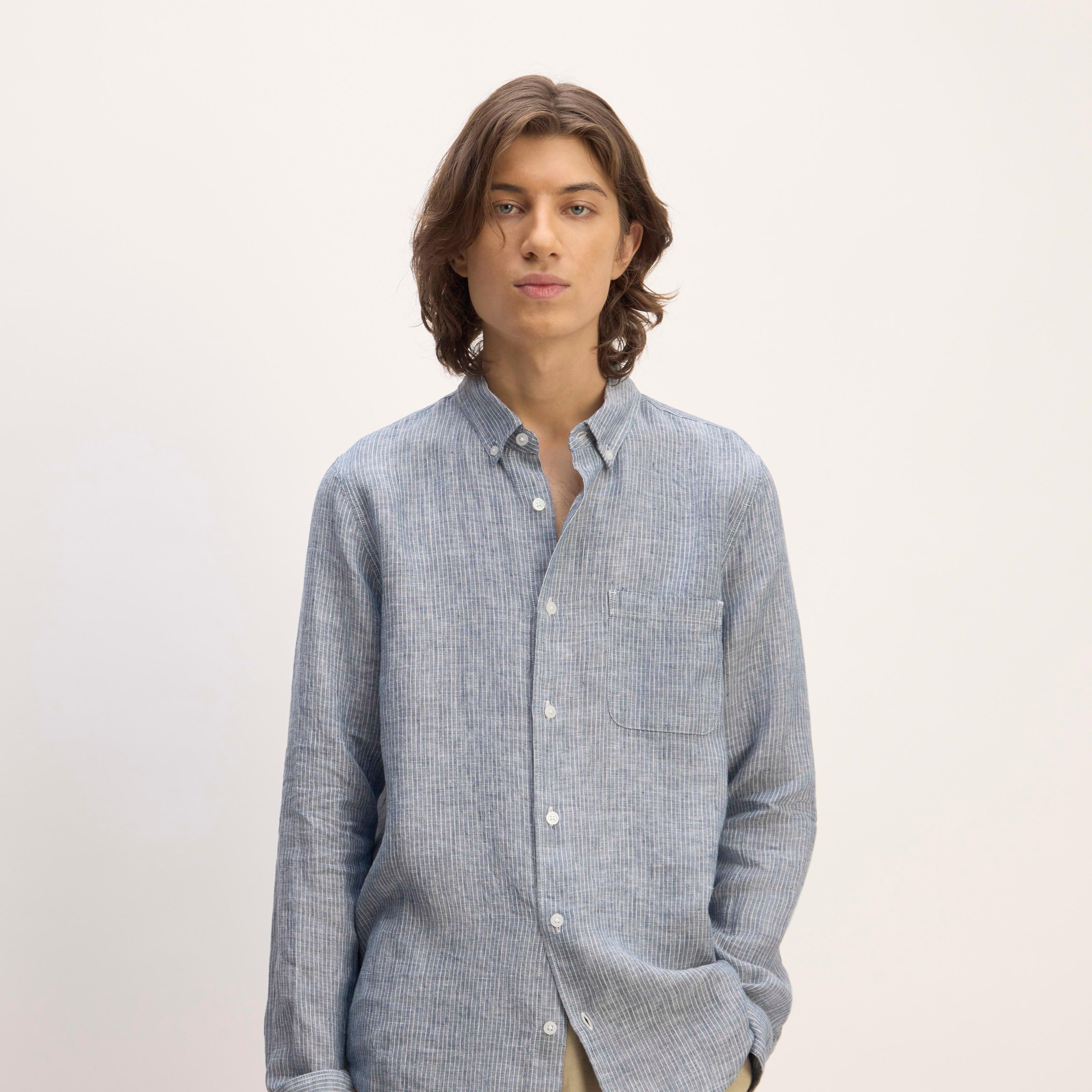 Mens Classic Shirt in Linen by Everlane Product Image