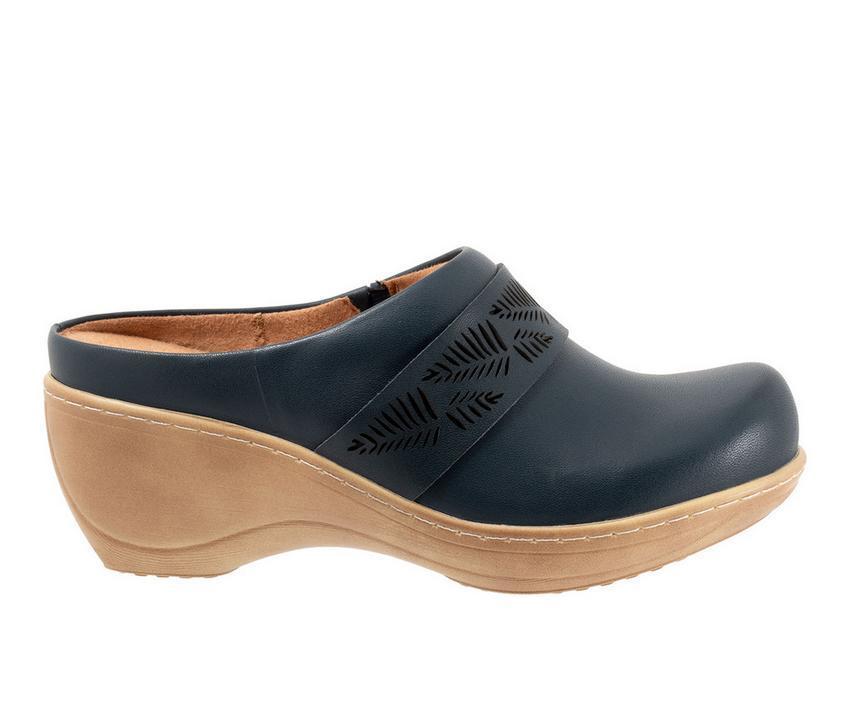 Women's Softwalk Melita Clogs Product Image