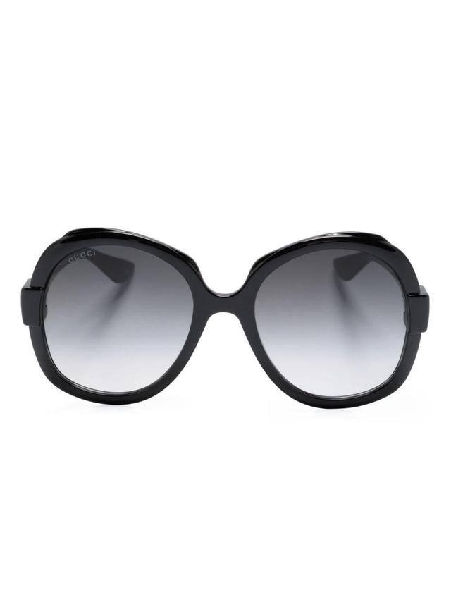 Logo-plaque Oversize-frame Sunglasses In Black Product Image