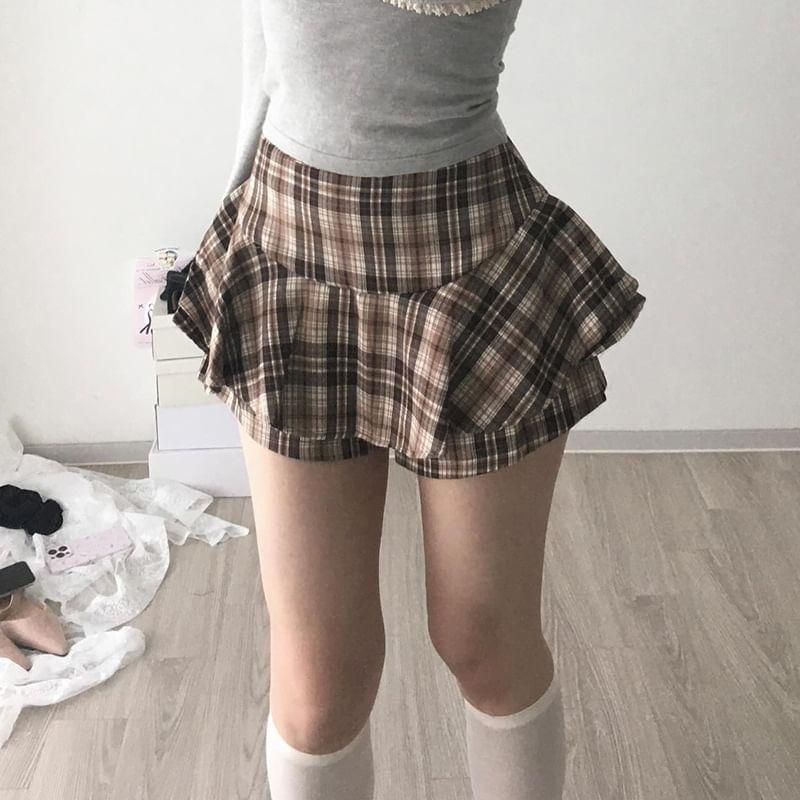 High Waist Plaid Ruffle Skorts Product Image