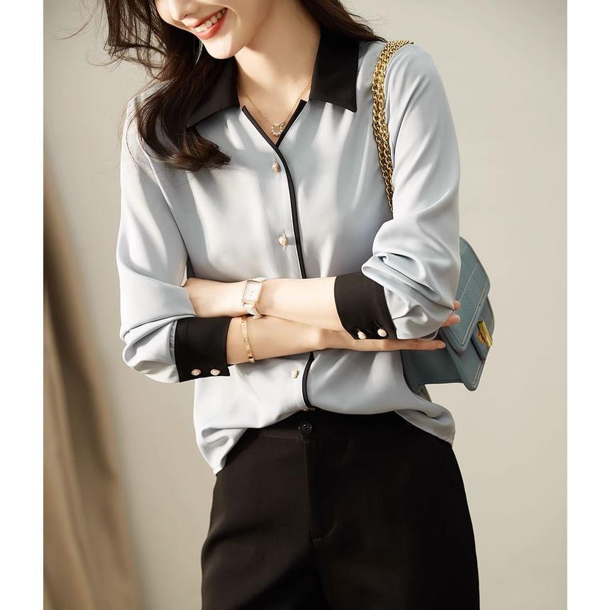 Long Sleeve Collared V-Neck Two Tone Button Blouse Product Image