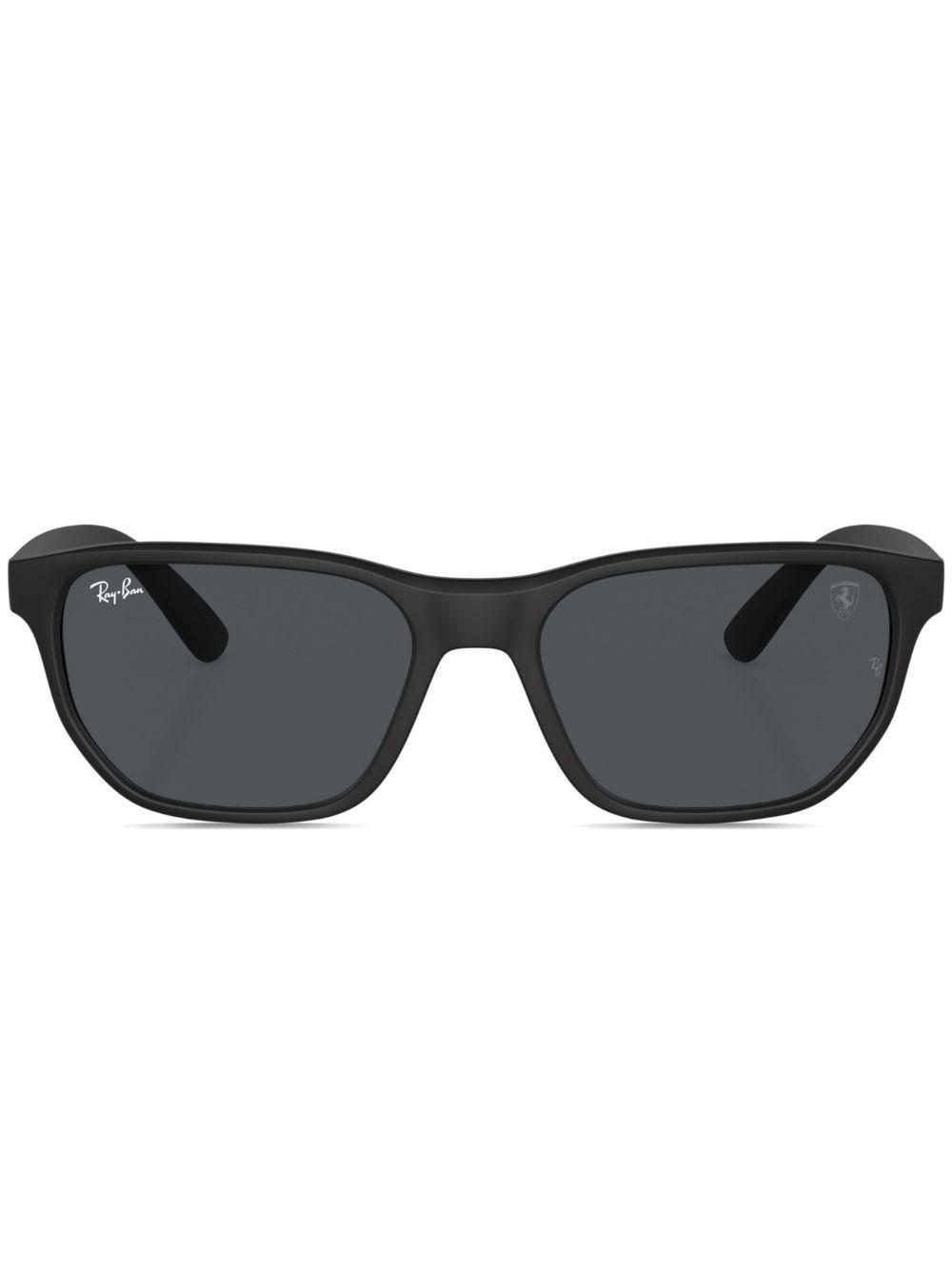 RAY BAN Tinted-lenses Square-frame Sunglasses In Schwarz Product Image