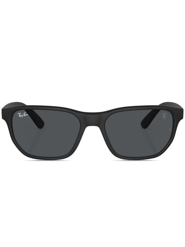 RAY BAN Tinted-lenses Square-frame Sunglasses In Schwarz Product Image