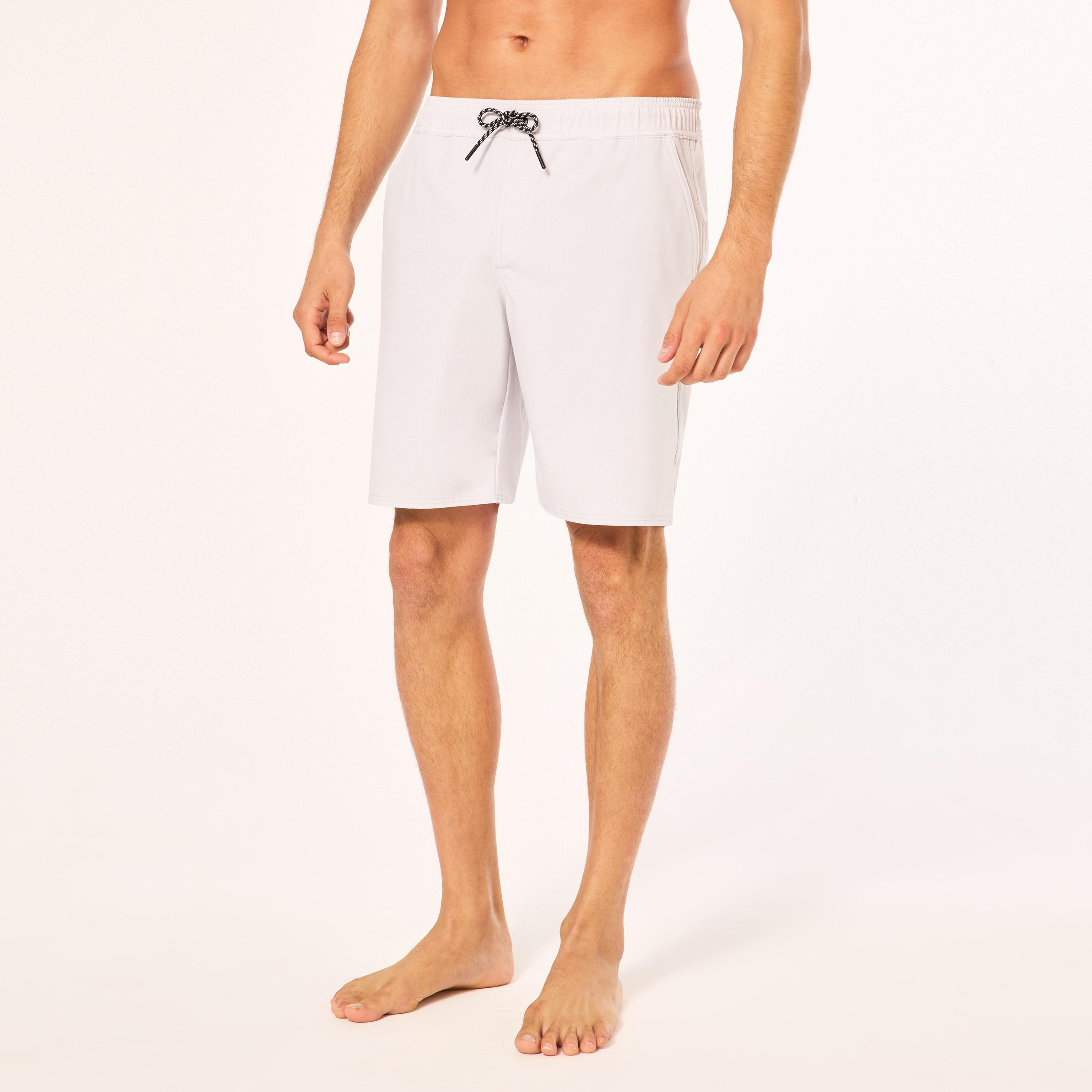 Oakley Men's Transport Hybrd Packable Short Size: L Product Image