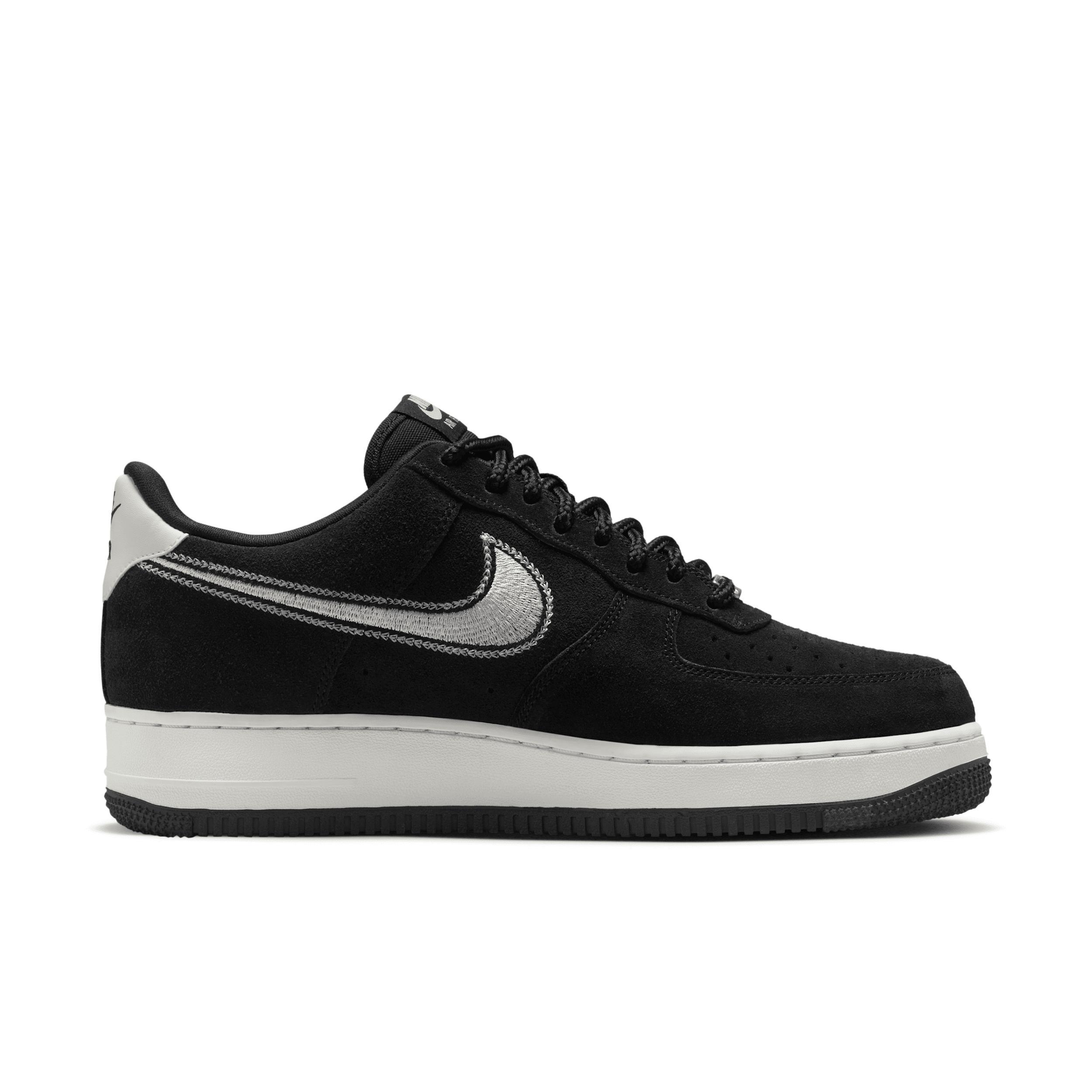 Nike Men's Air Force 1 '07 LV8 Shoes Product Image