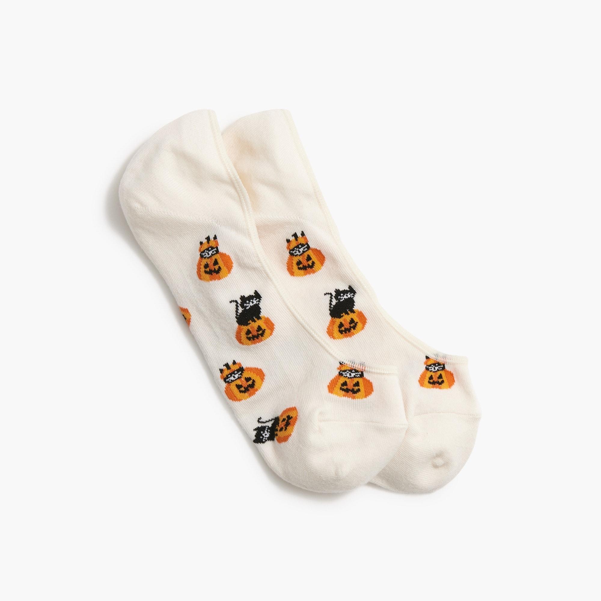 Black cat and pumpkins no-show socks Product Image