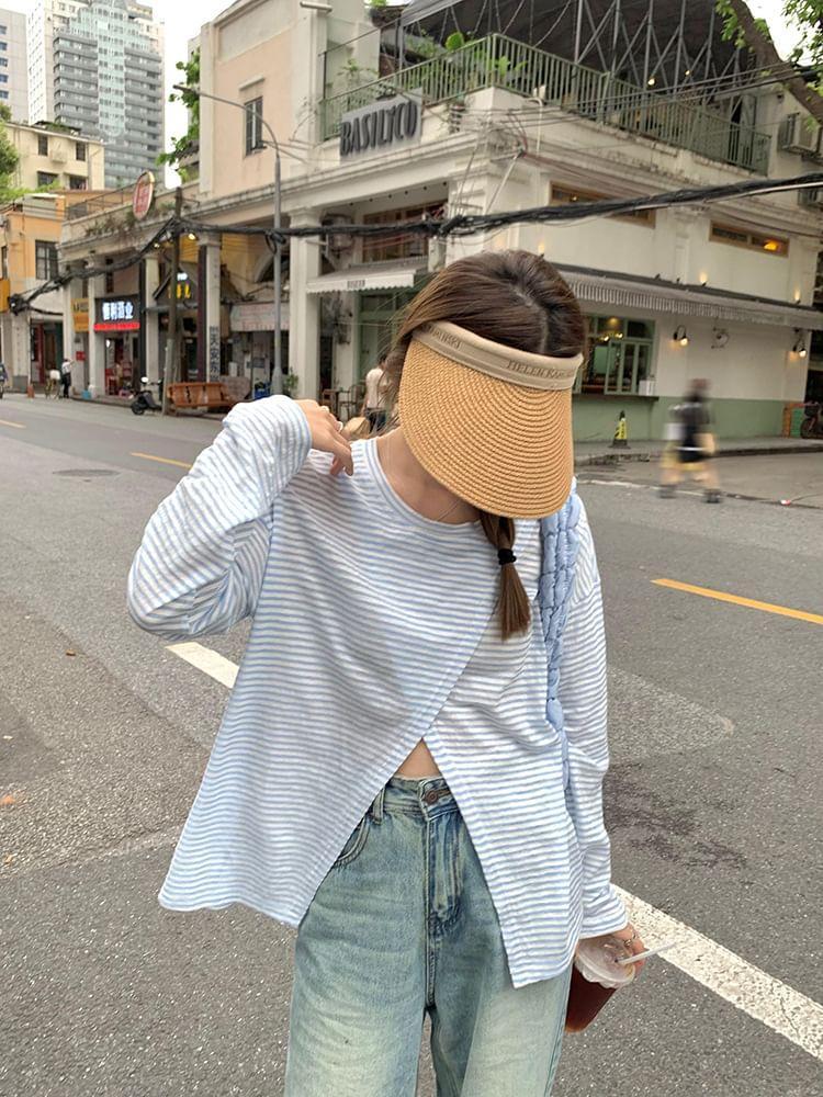 Long-Sleeve Round Neck Striped Slit T-Shirt Product Image