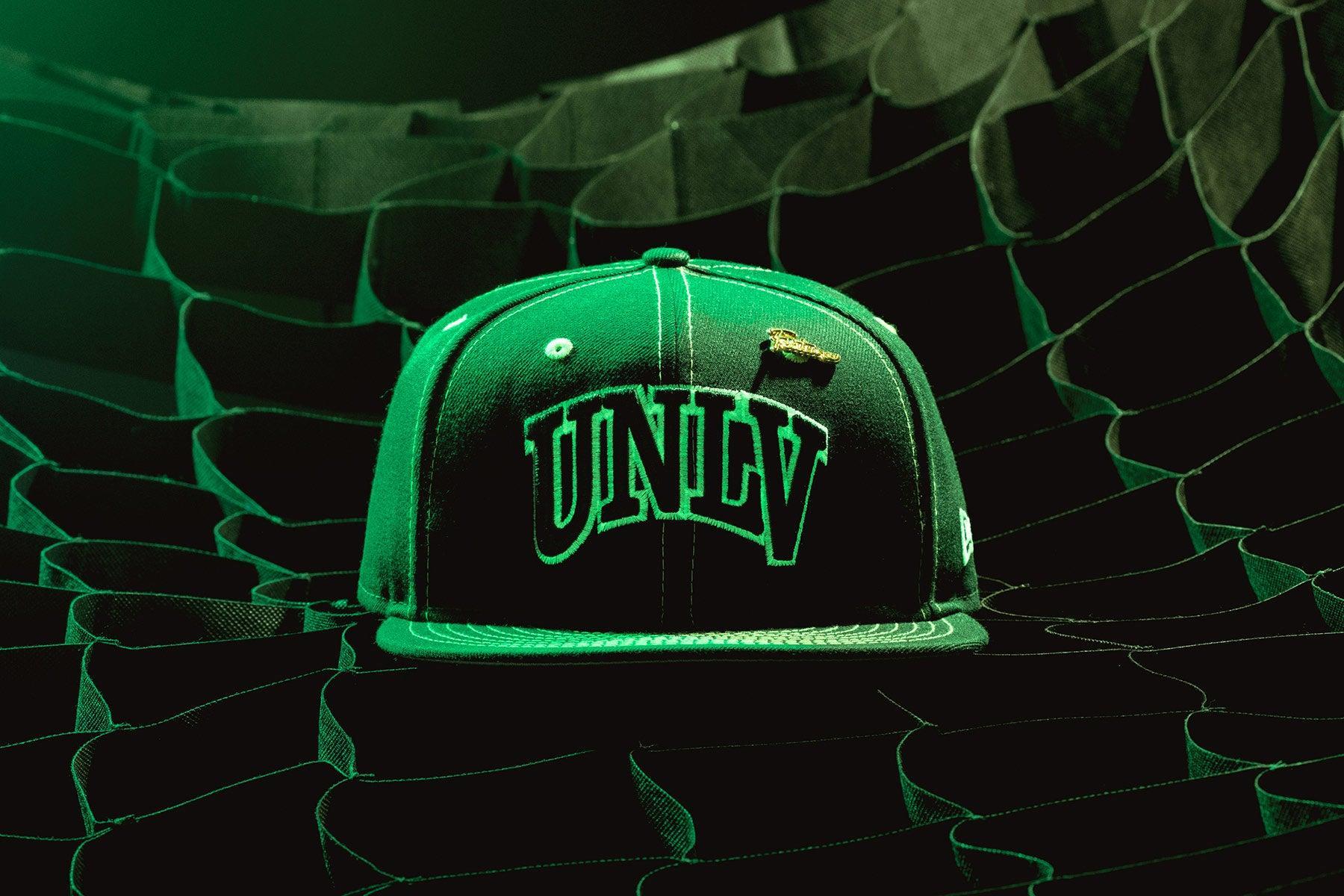 Feature x New Era "Night Vision" 59FIFTY Fitted - UNLV Rebels Male Product Image