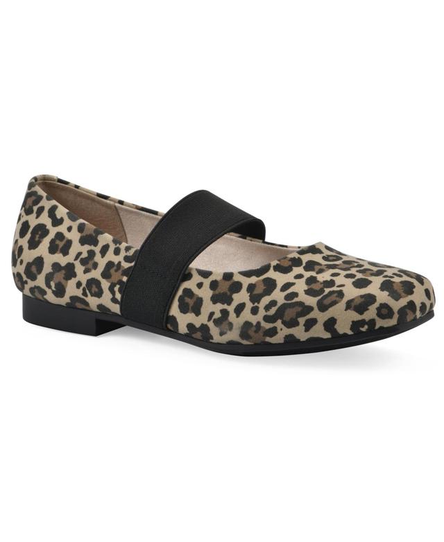 Cliffs by White Mountain Womens Besimi Ballet Flats Product Image