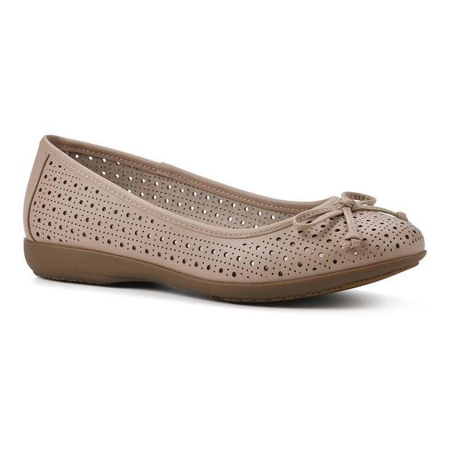 Cliffs by White Mountain Cheryl Womens Flats Product Image