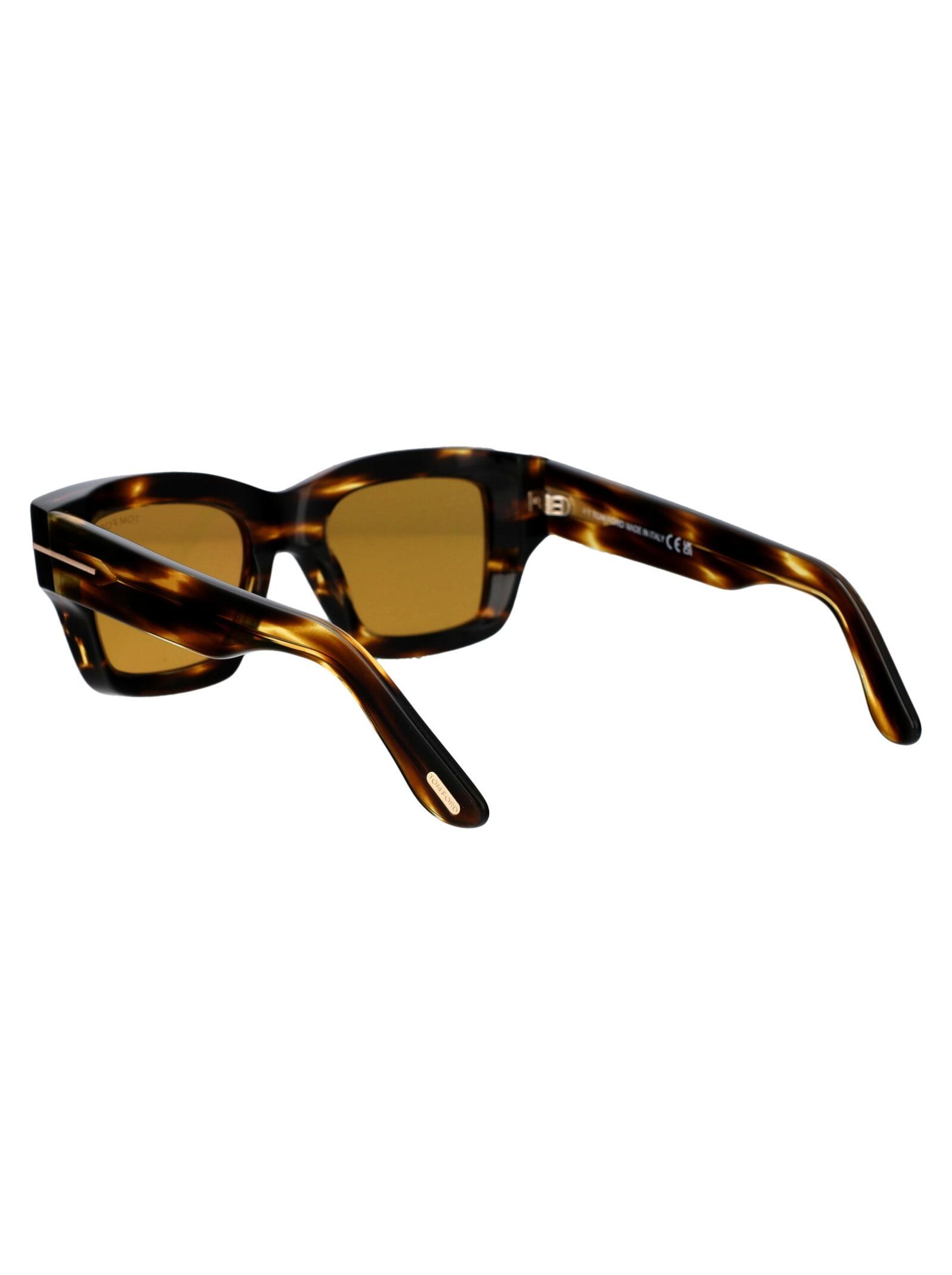 Sunglasses In 52e Dark Havana Product Image