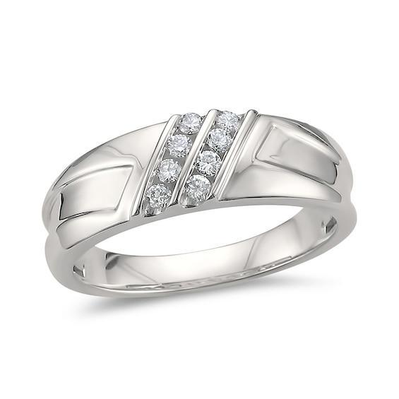 Men's 1/4 CT. T.w. Diamond Textured Band in 14K White Gold Product Image