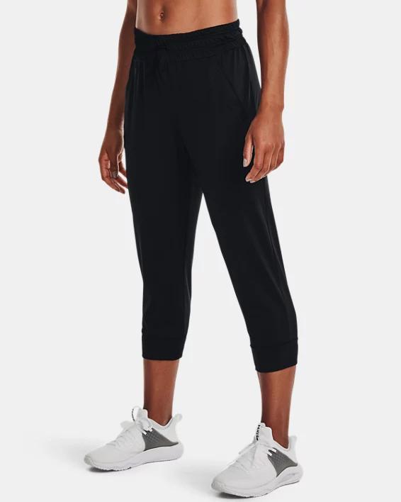 Womens HeatGear Capri Pants Product Image