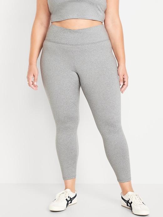 Extra High-Waisted CloudComfy 7/8 Leggings Product Image