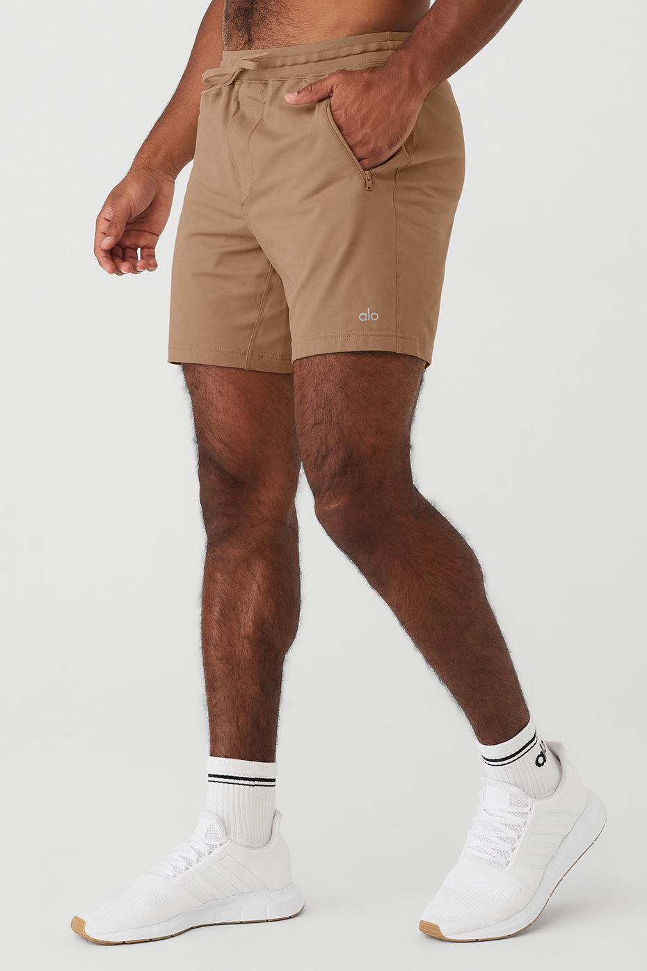 Conquer Reform Short - Gravel Male Product Image