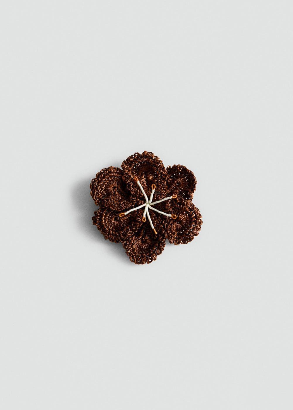 MANGO - Crochet flower brooch - One size - Women Product Image