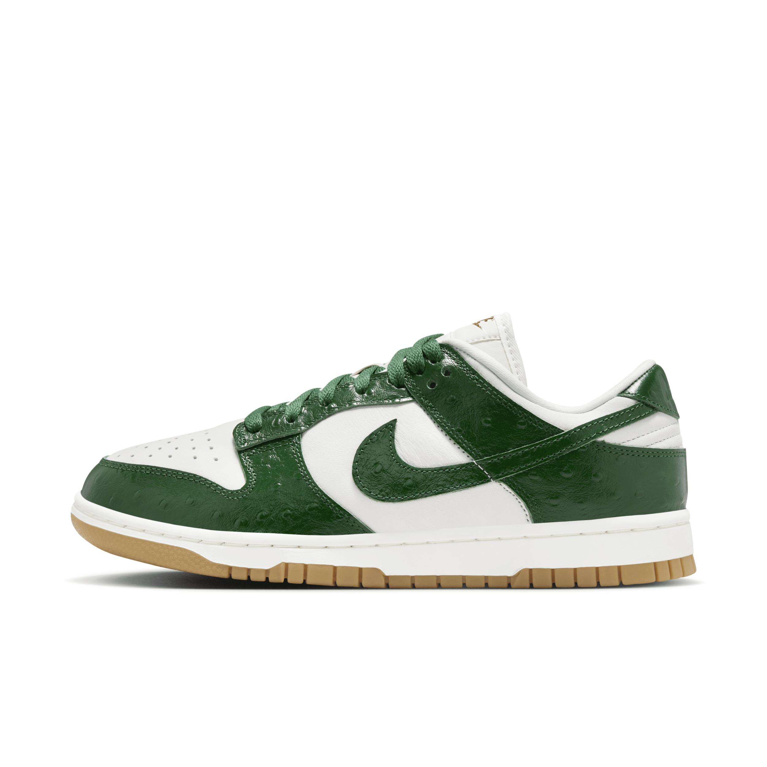 Nike Women's Dunk Low LX Shoes Product Image