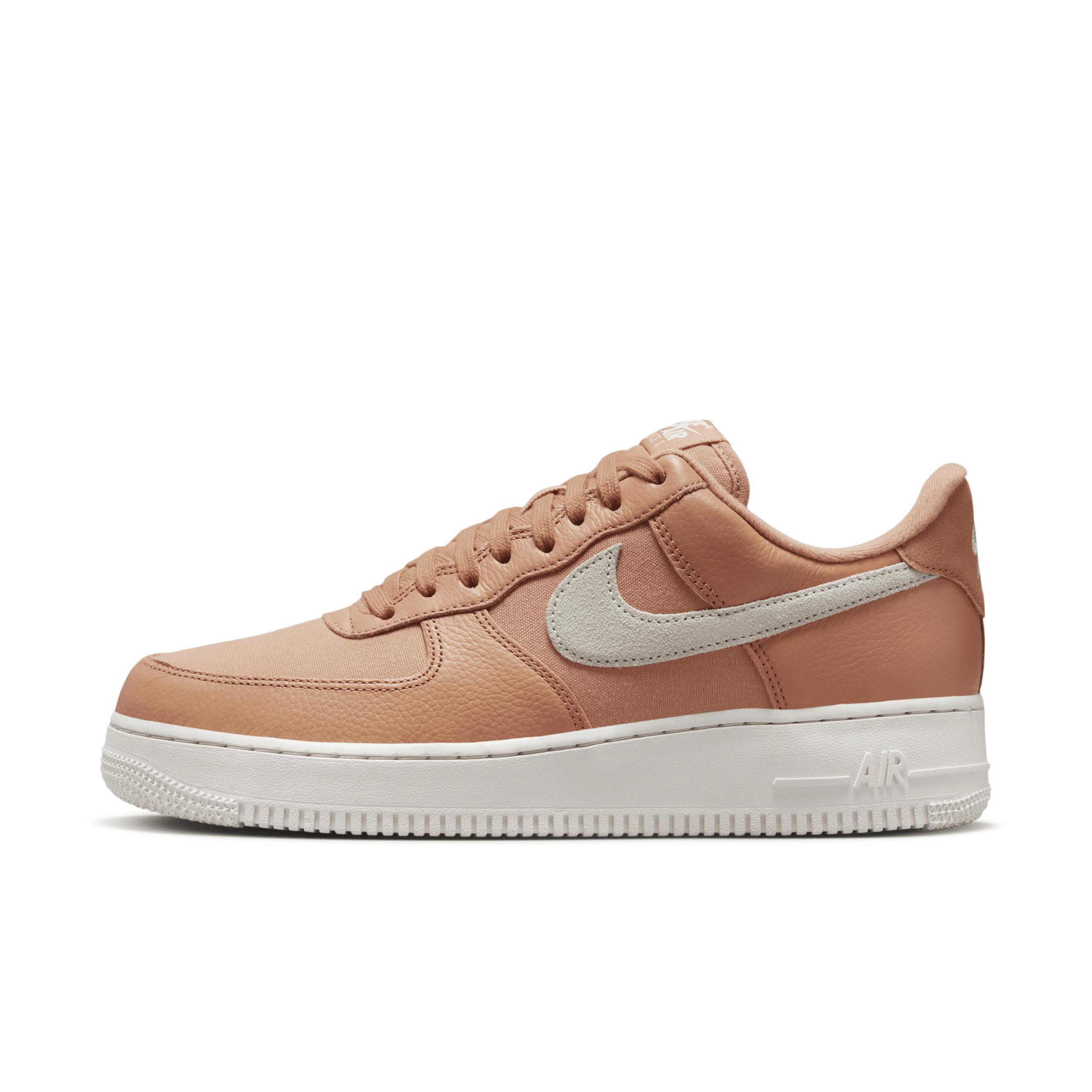 Nike Mens Air Force 1 07 LX NBHD Shoes Product Image