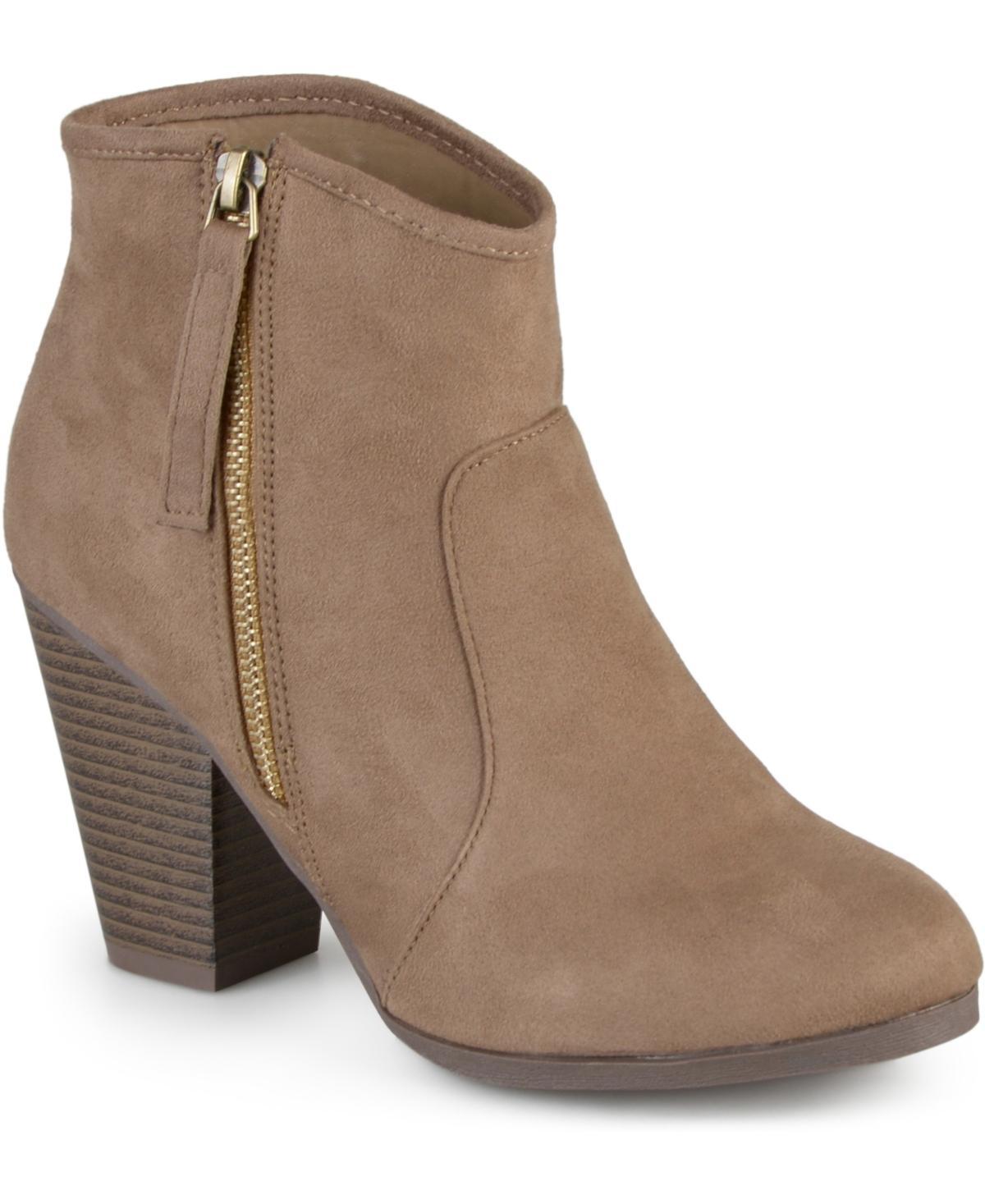 Journee Collection Link Bootie Women's Shoes Product Image