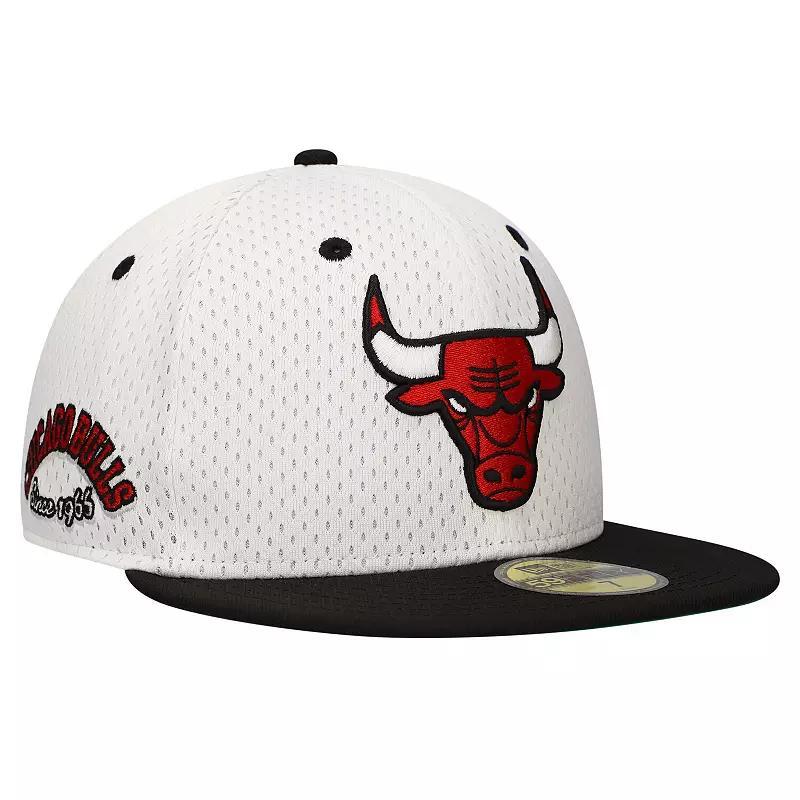 Mens New Era /Black Chicago Bulls Throwback 2Tone 59FIFTY Fitted Hat Product Image