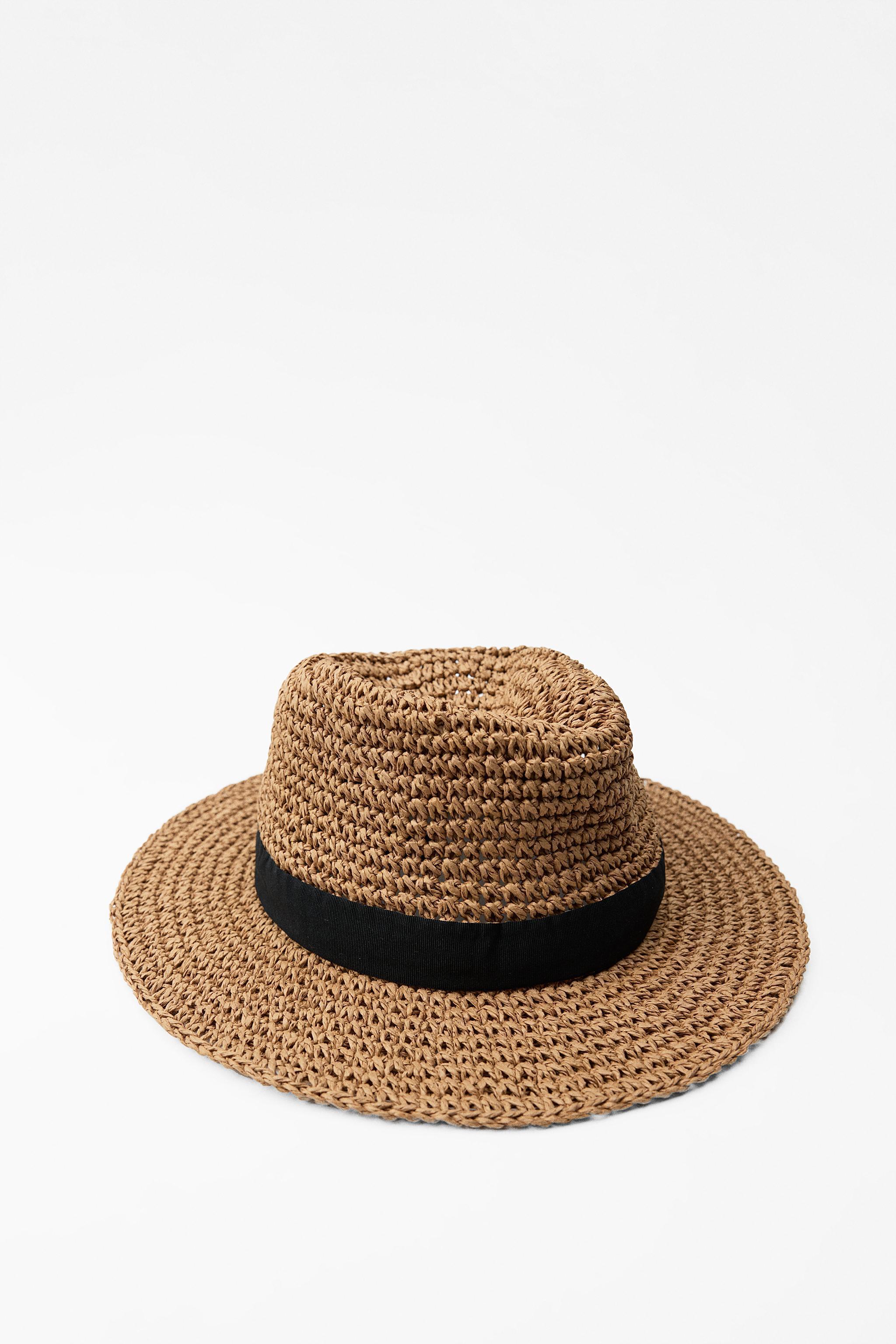 HAT WITH CONTRASTING BAND product image