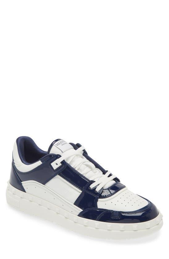 Freedots Low Top Sneaker In Patent Leather In Blue/white Product Image