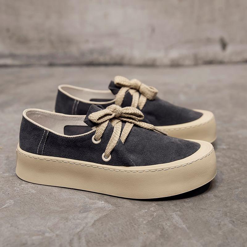 Two Tone Lace-Up Boat Shoes Product Image