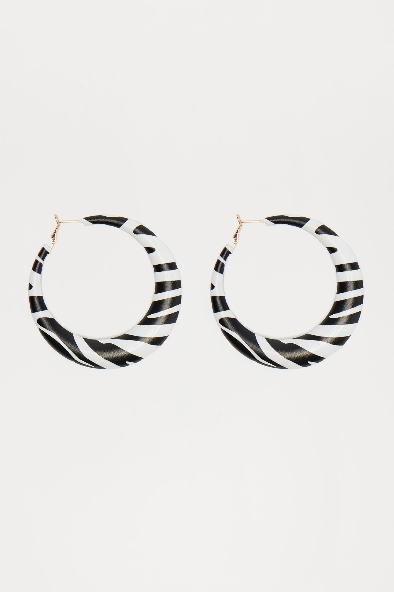 Zebra Diva Earrings - Black/White Product Image