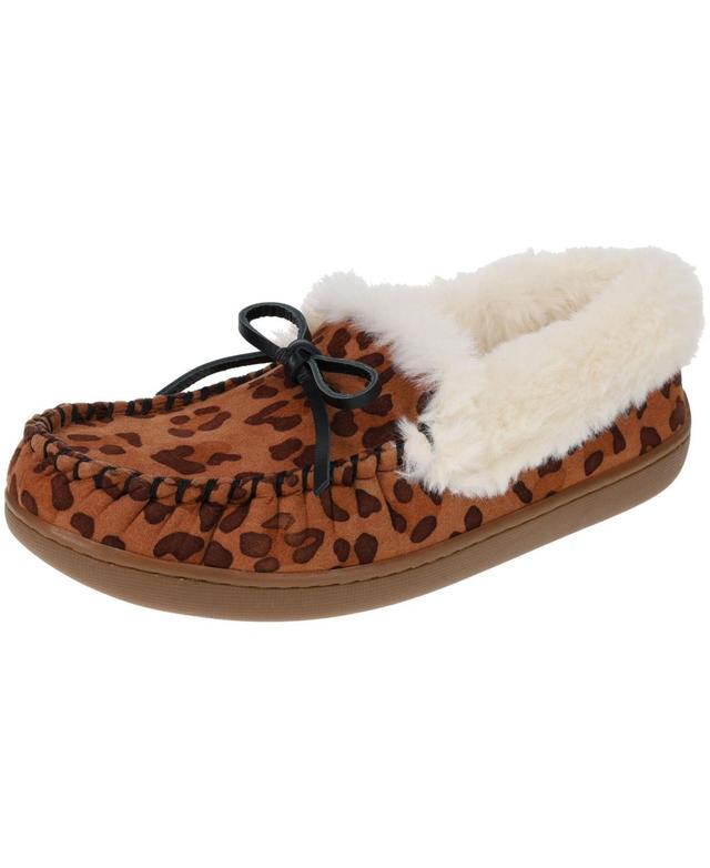 Izod Womens Moccasin Slippers Product Image