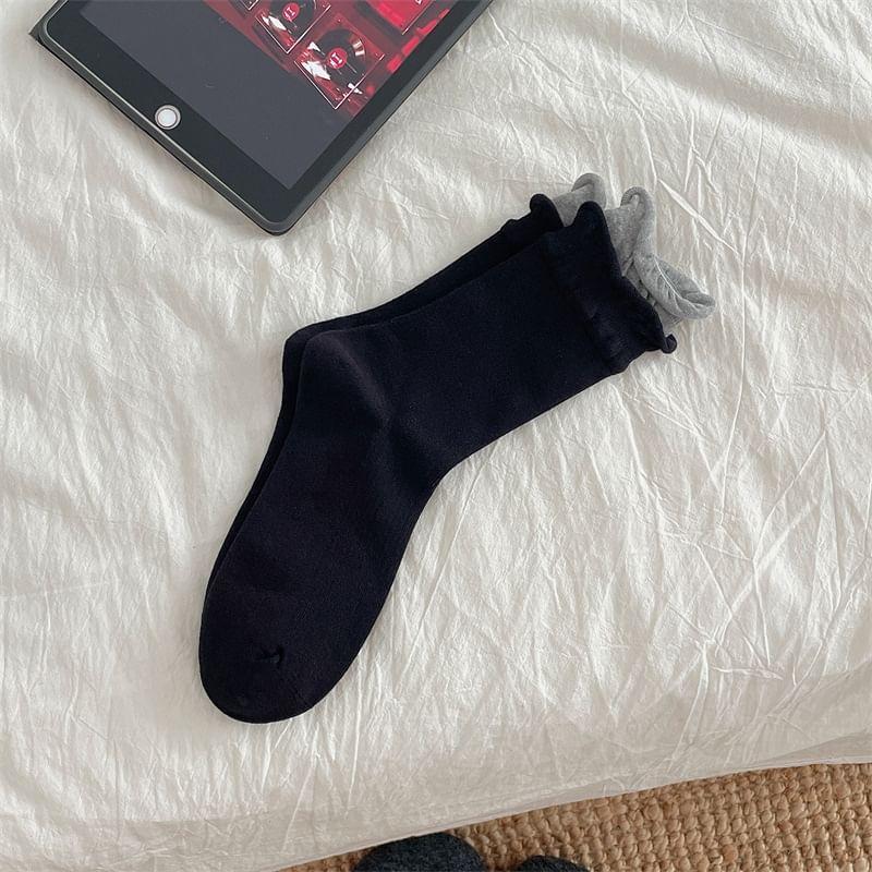 Mock Two Piece Short Socks Product Image