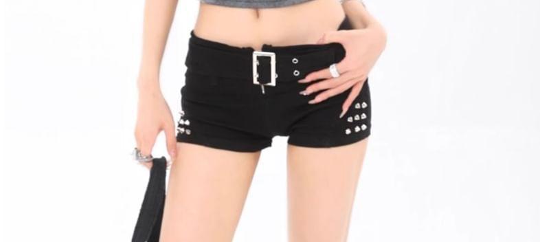 Low Waist Plain Belted Studded Denim Shorts Product Image