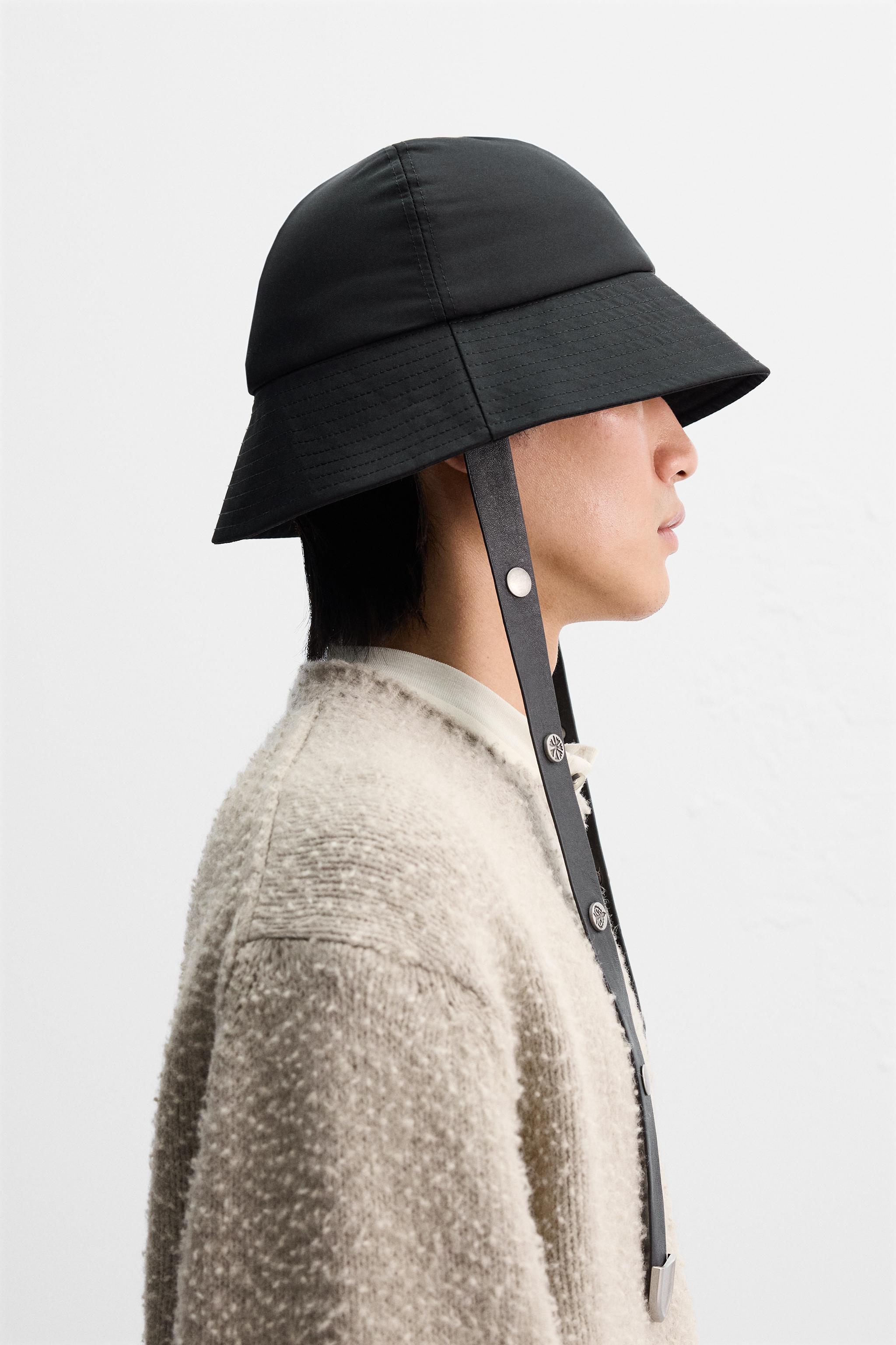 TECHNICAL BUCKET HAT X NANUSHKA Product Image