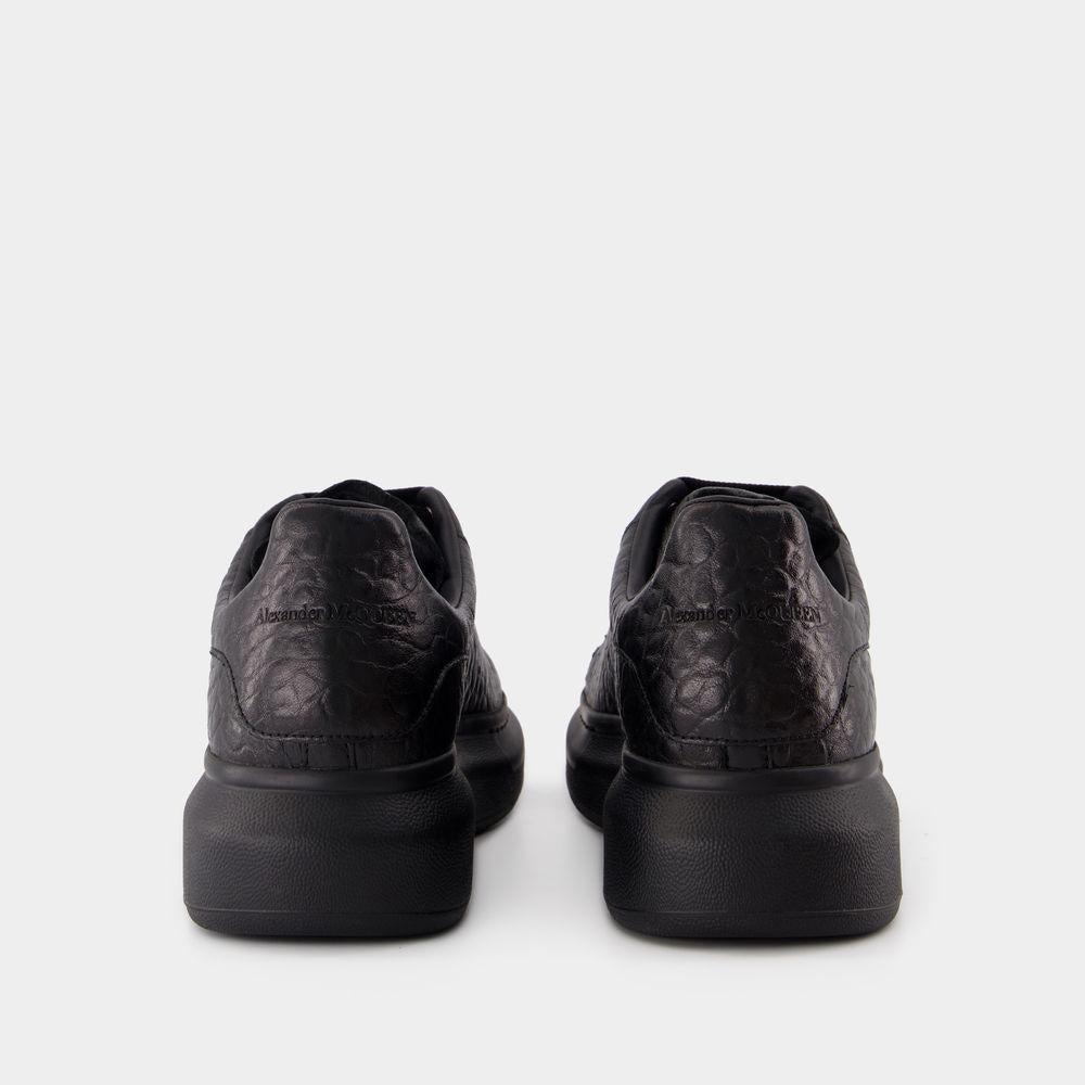 Oversized Sneakers In Black Product Image