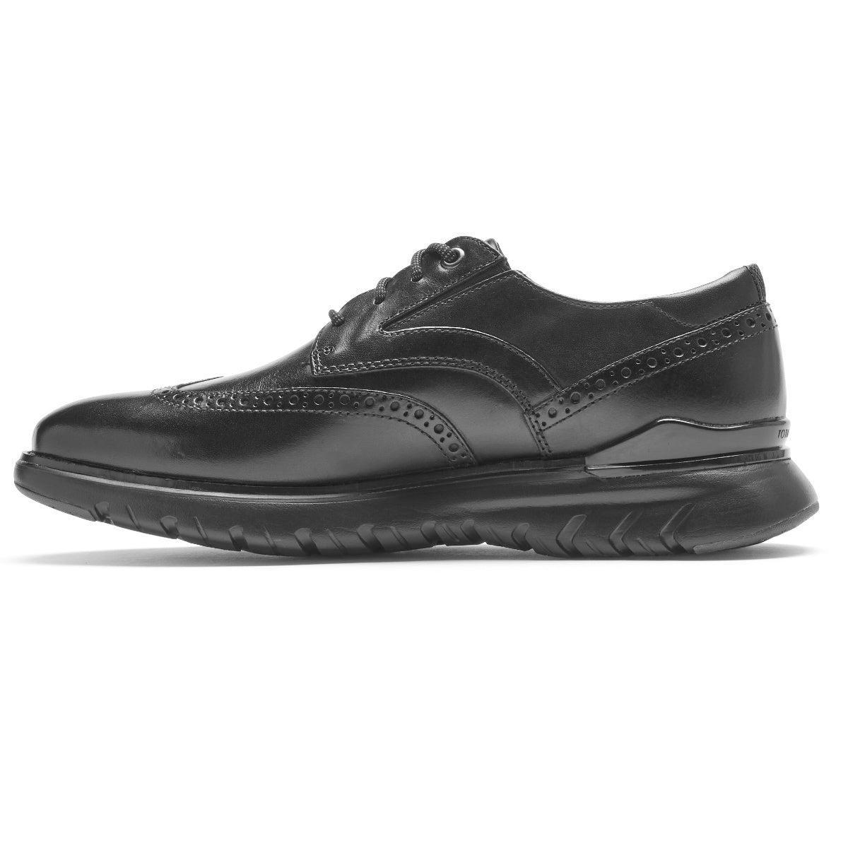 Men's Total Motion Sport Wing Tip Walking Shoe Male Product Image