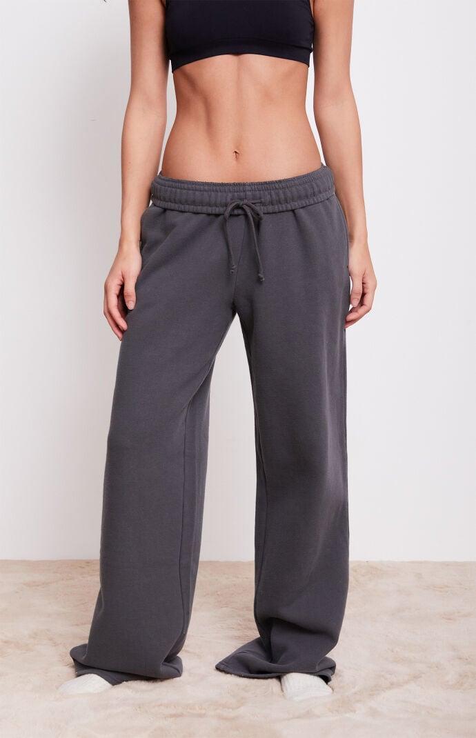 Women's Washed Baggy Sweatpants Product Image