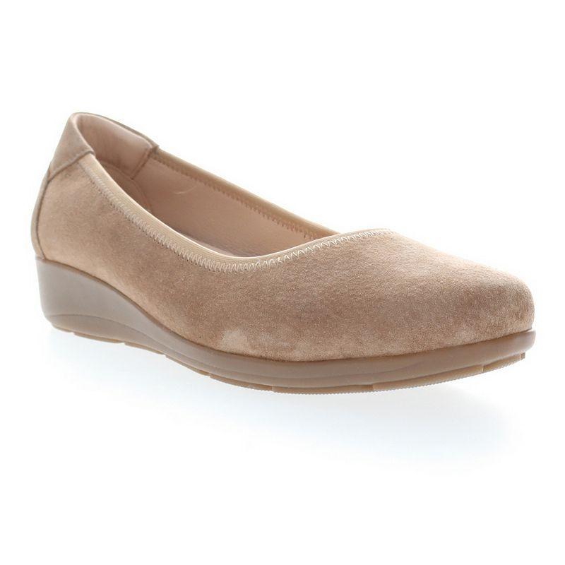 Propt Yara Wedge Slip-On Product Image