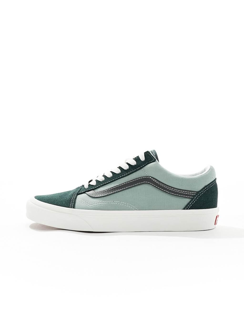 Vans Old Skool sneakers in earth tone green Product Image