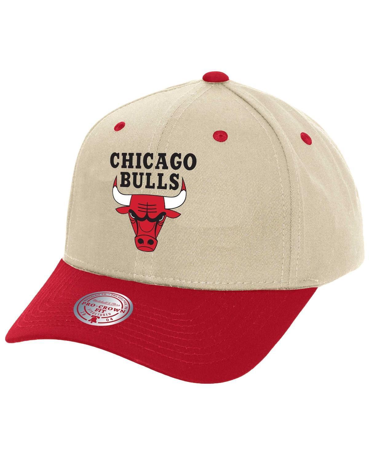 Mens Mitchell & Ness Cream Chicago Bulls Game On Two-Tone Pro Crown Adjustable Hat Product Image