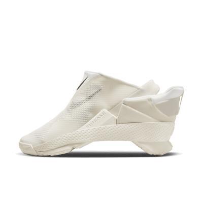 Nike Go FlyEase Women's Easy On/Off Shoes Product Image