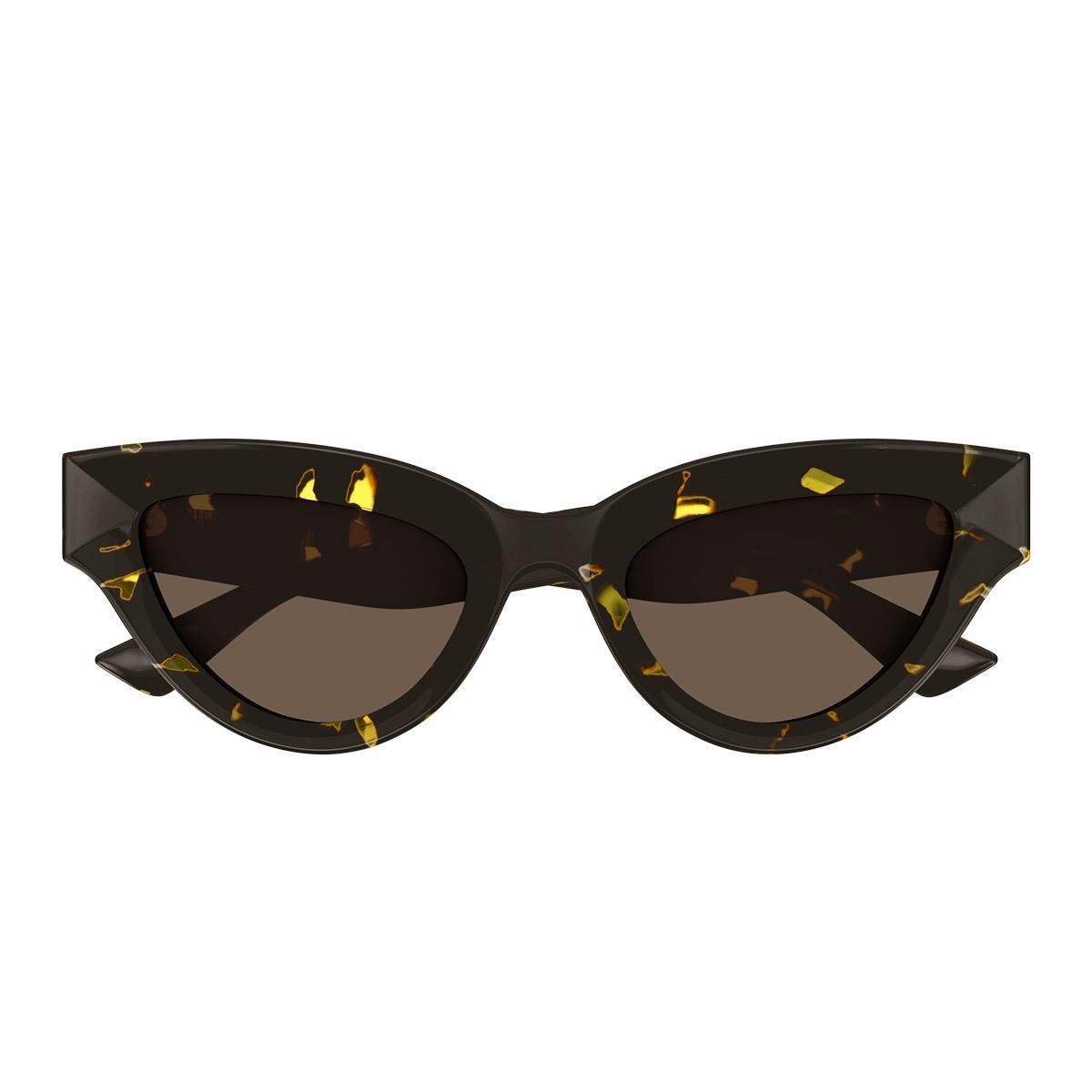 Eyewear Sharp Cat Eye Sunglasses In Brown Product Image