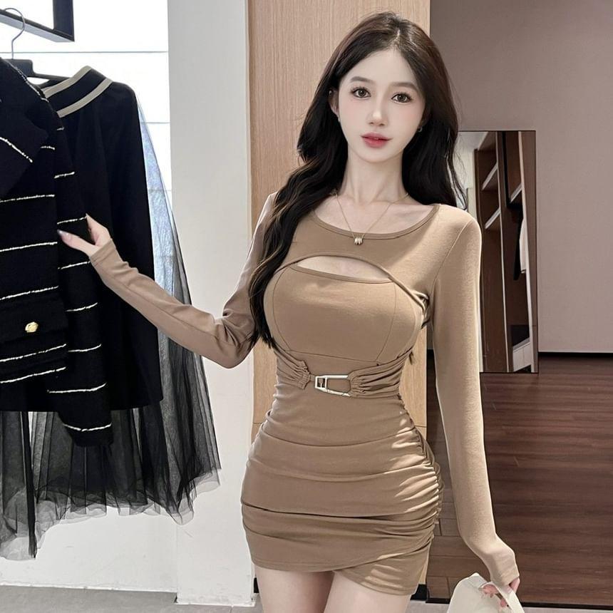 Long-Sleeve Crew Neck Plain Cutout Ruched Buckled Mini Bodycon Dress Product Image