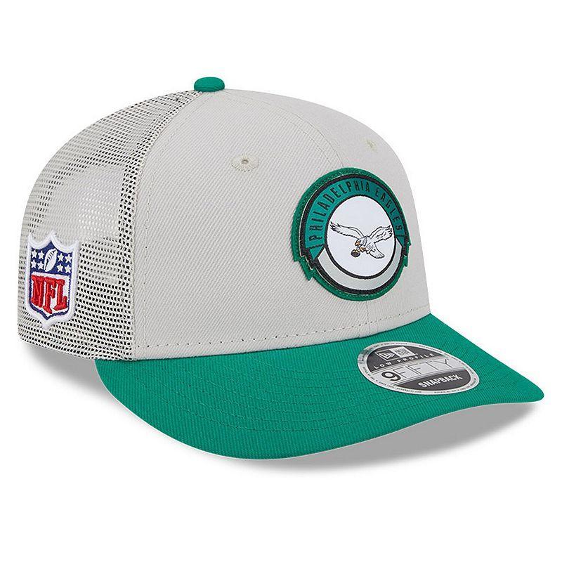 Mens New Era  Cream/Kelly Green Philadelphia Eagles 2023 Sideline Historic Low Profile 9FIFTY Snapback Hat Product Image