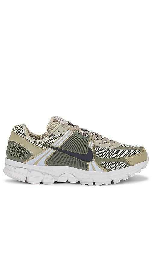 Nike Men's Zoom Vomero 5 Shoes Product Image