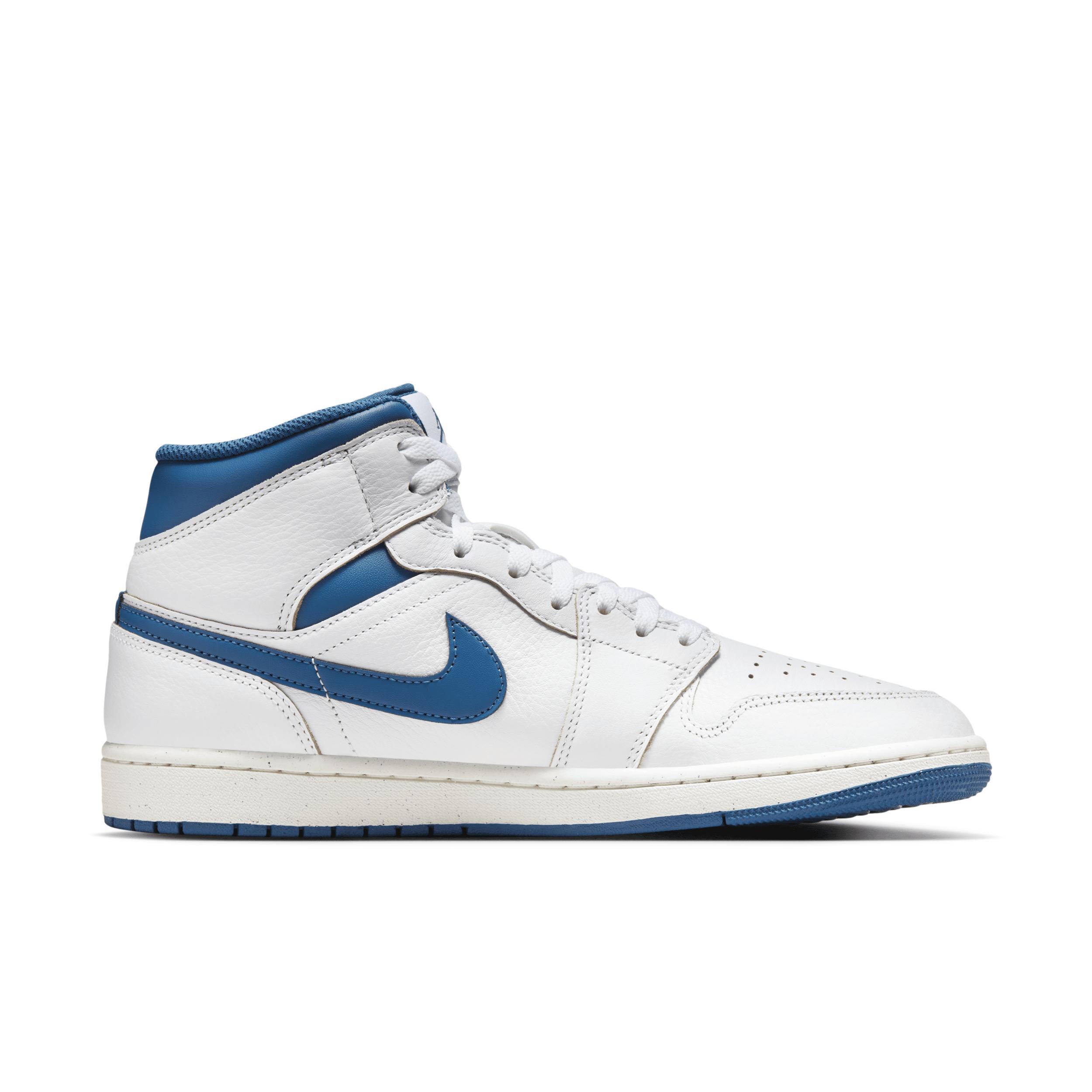 Men's Air Jordan 1 Mid SE Shoes Product Image