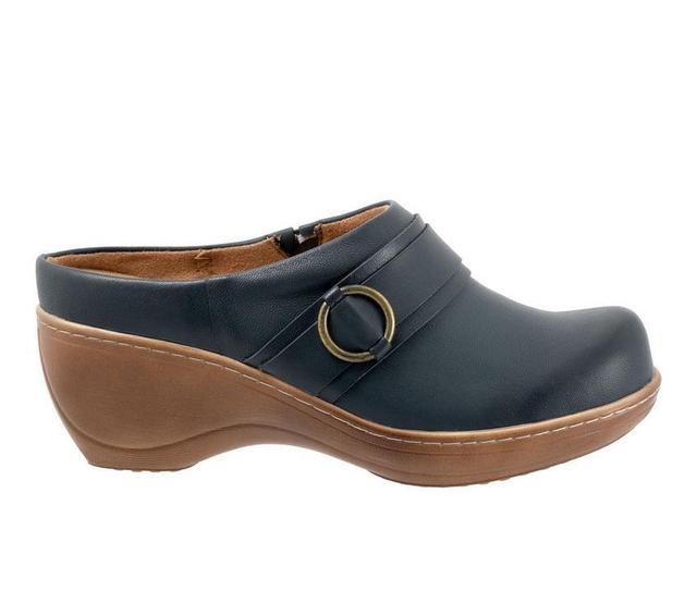 Women's Softwalk Macintyre Wedged Clogs Product Image