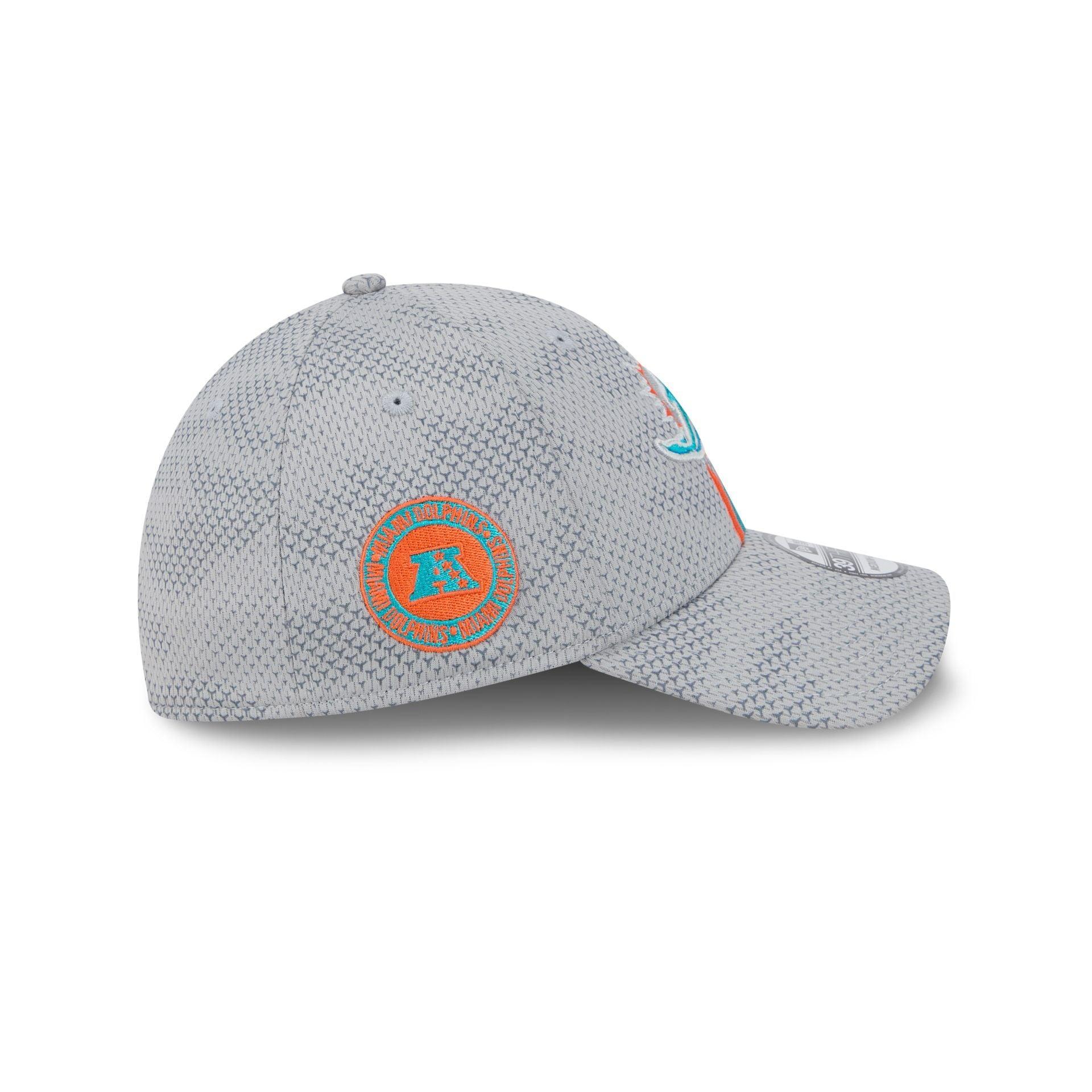 Miami Dolphins 2024 Sideline Gray 39THIRTY Stretch Fit Hat Male Product Image